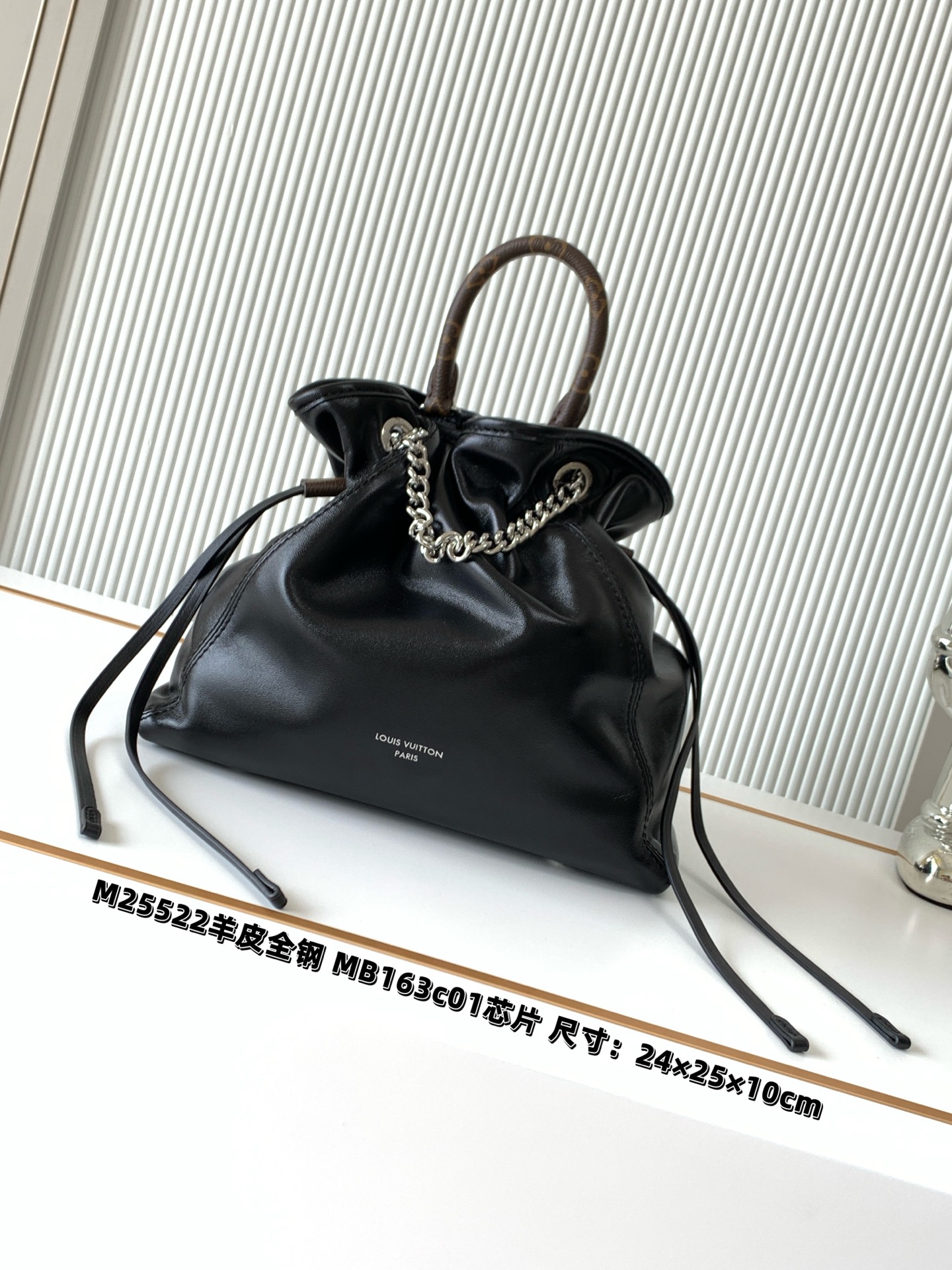 Louis Vuitton LV Classic Handbag Premium Canvas Model M14700 Crossbody Strap Evening Party Limited Edition